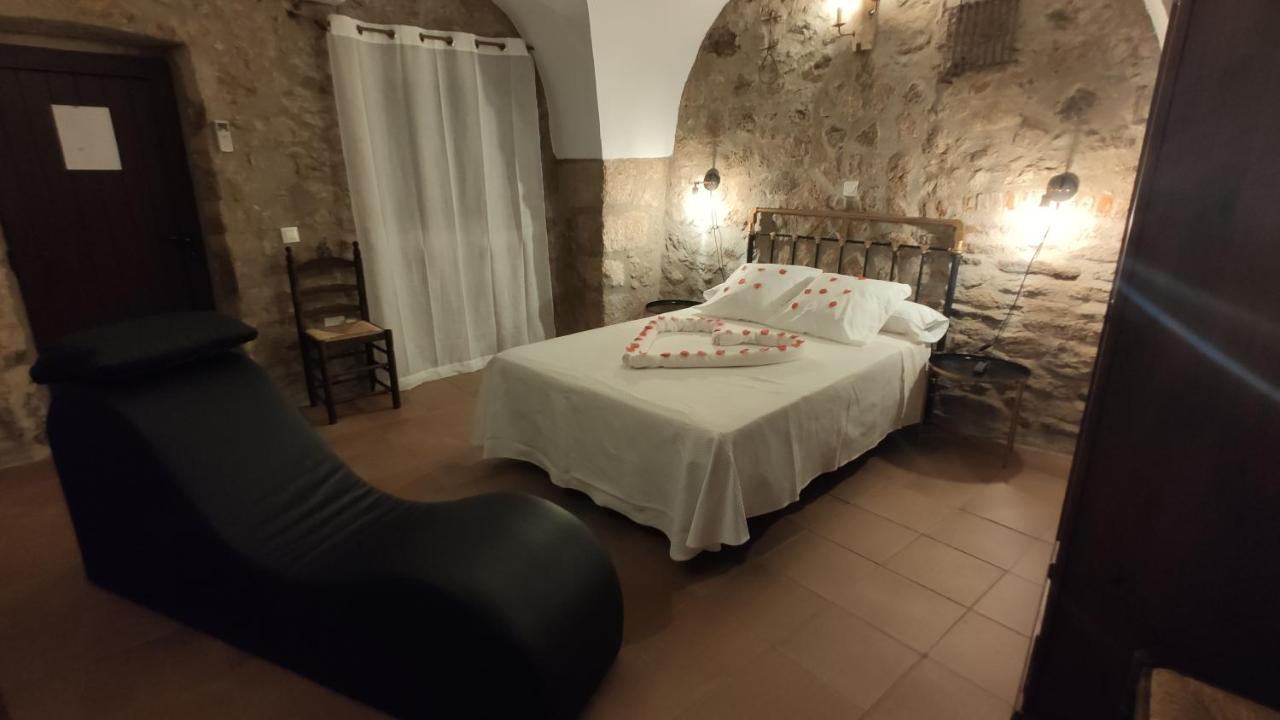Apartamentos Rurales La Casa De Luis Santa Cruz de la Sierra Kültér fotó