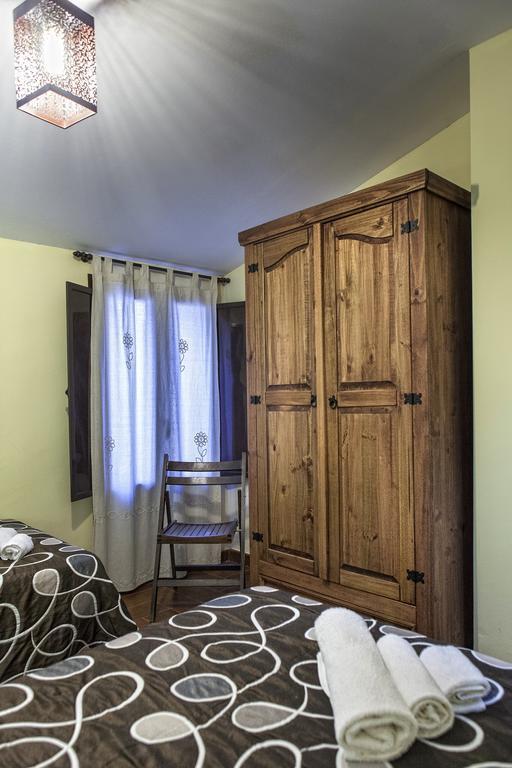 Apartamentos Rurales La Casa De Luis Santa Cruz de la Sierra Szoba fotó